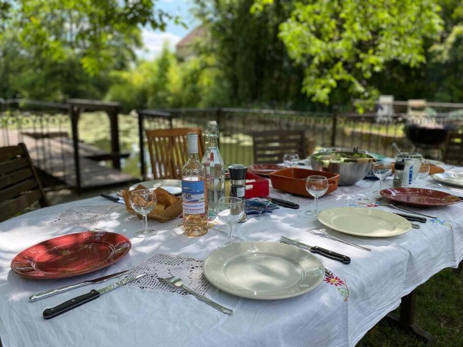 Magnifique Moulin Proche Chablis, Jacuzzi Et Riviere Annay-sur-Serein Exterior foto